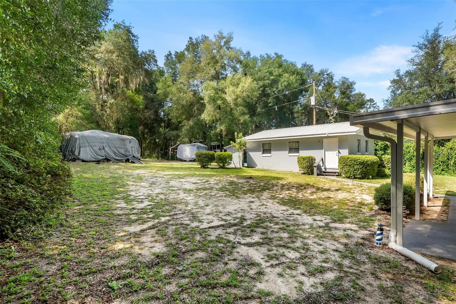 Single Family Residence at 1416 BADEN POWELL RD, HAWTHORNE, photo 31 of 47