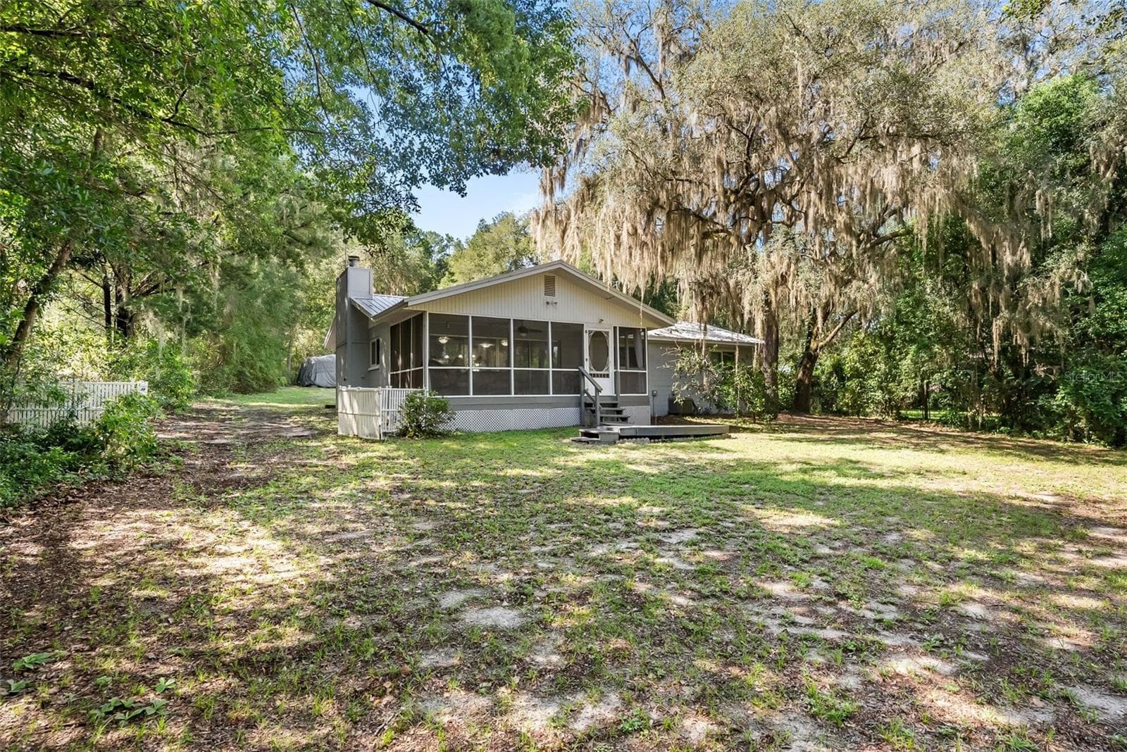 Single Family Residence at 1416 BADEN POWELL RD, HAWTHORNE, photo 34 of 47