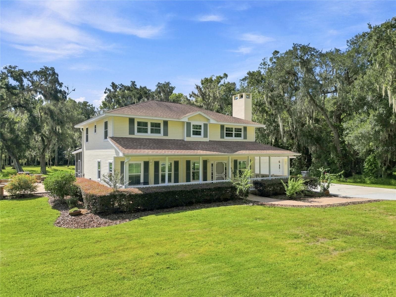 Exterior/front of home - 2628 LONGWOOD DR, LAKELAND