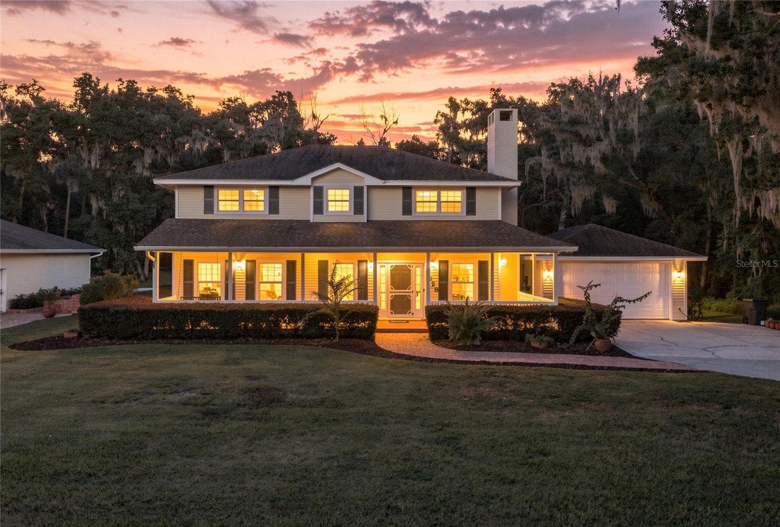 Exterior/front of home - 2628 LONGWOOD DR, LAKELAND