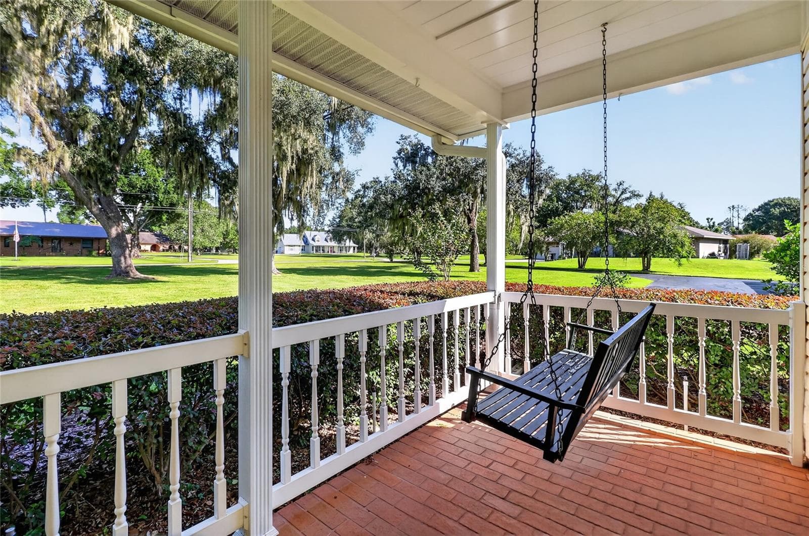Front porch - 2628 LONGWOOD DR, LAKELAND