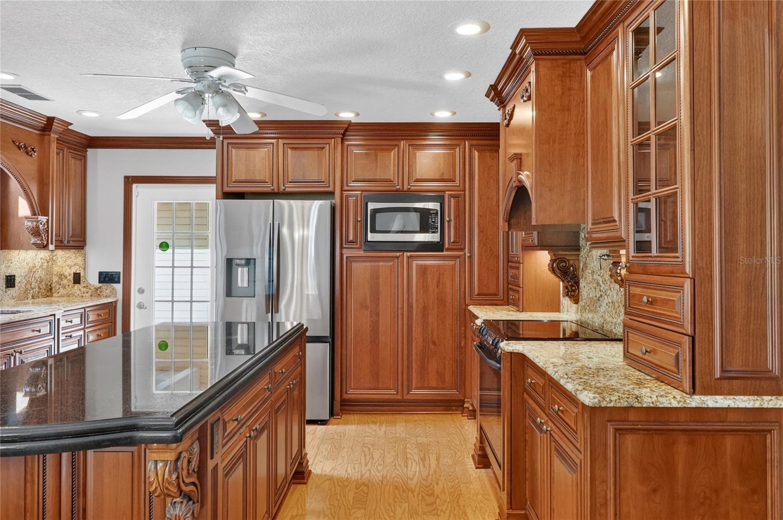 Kitchen - 2628 LONGWOOD DR, LAKELAND
