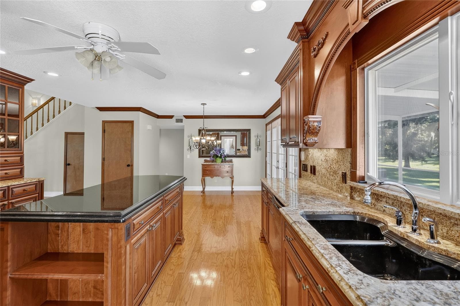 Kitchen - 2628 LONGWOOD DR, LAKELAND