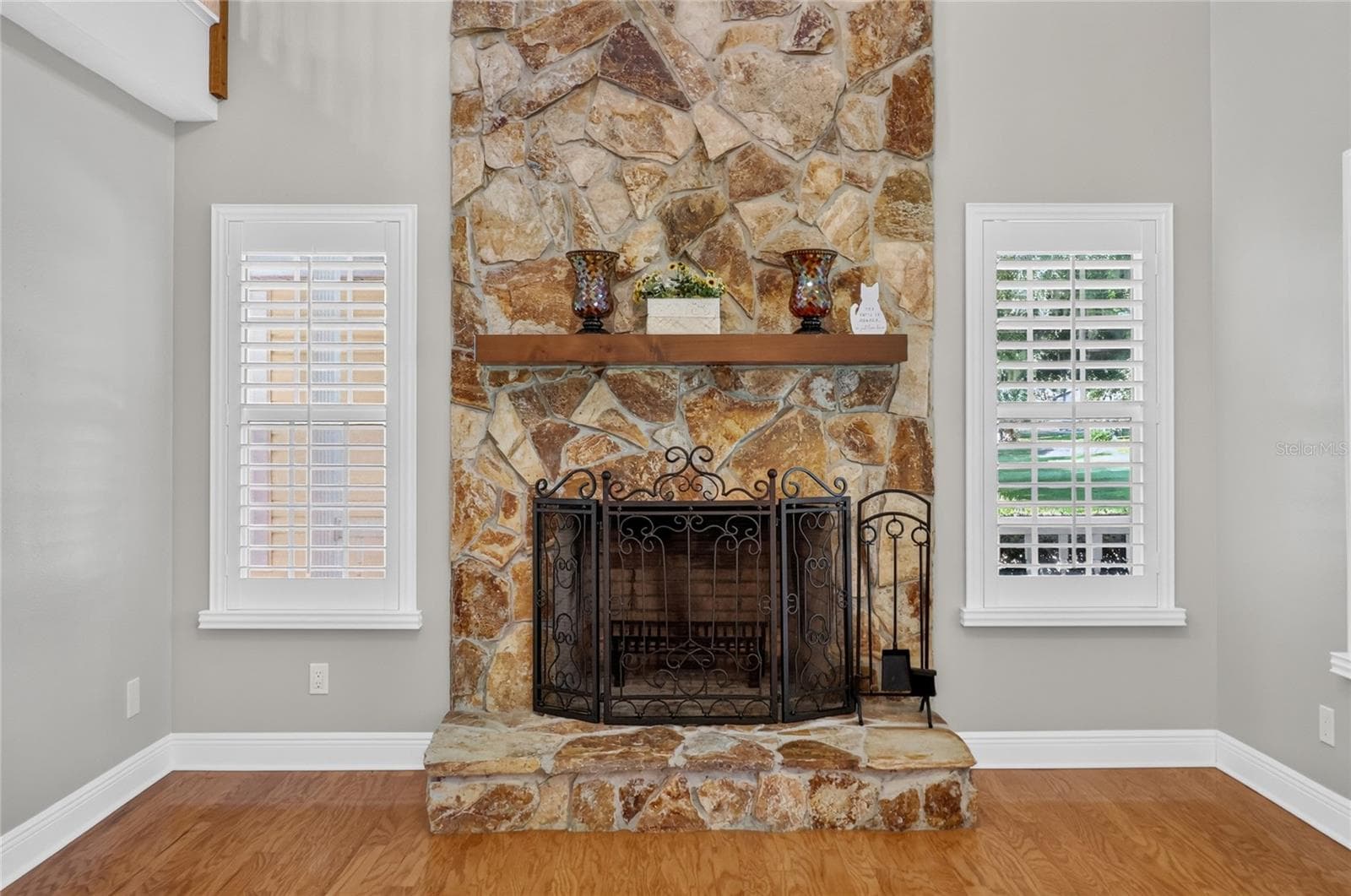 Living room - 2628 LONGWOOD DR, LAKELAND