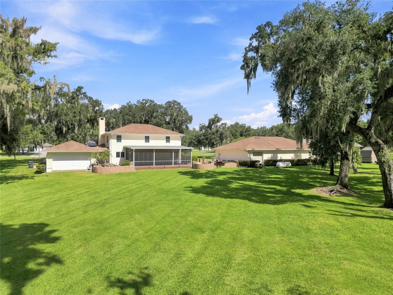 Scenic view of home - 2628 LONGWOOD DR, LAKELAND