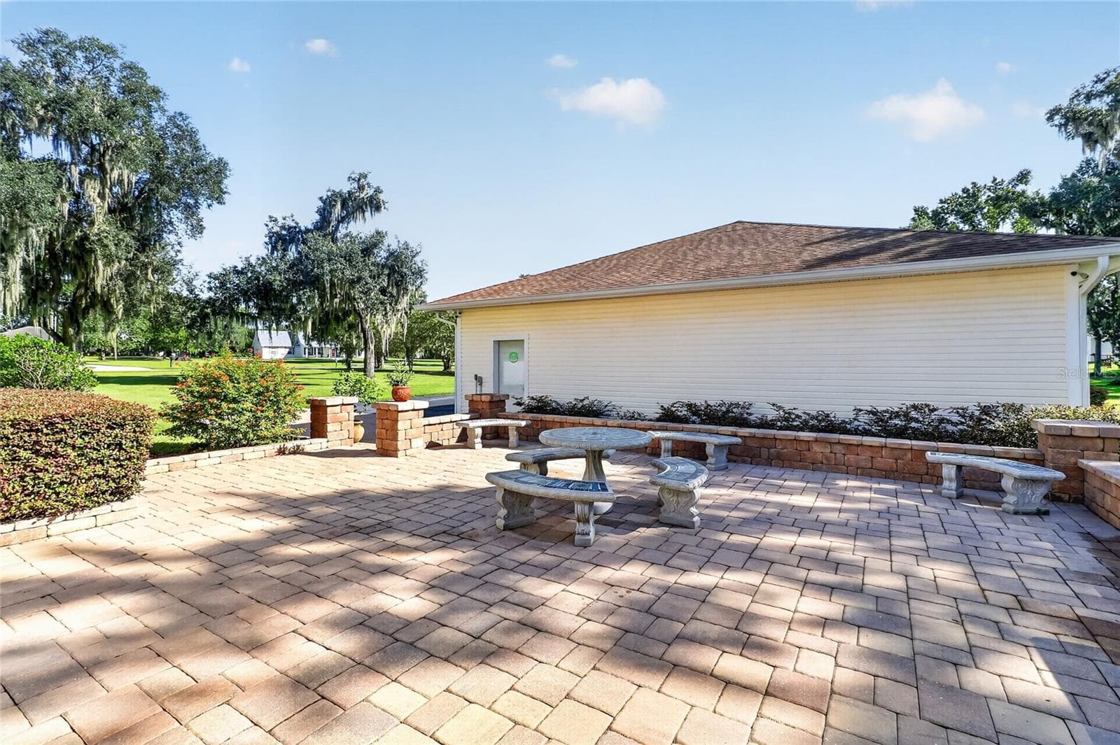 Pavered patio - 2628 LONGWOOD DR, LAKELAND