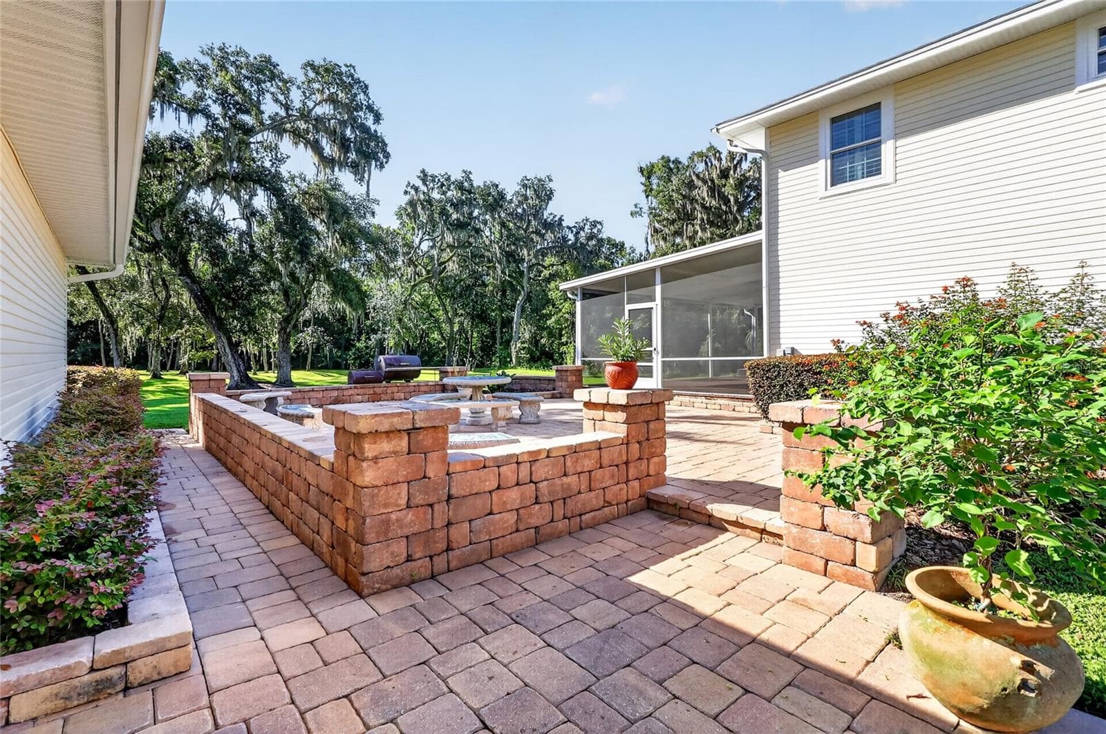 Patio area - 2628 LONGWOOD DR, LAKELAND