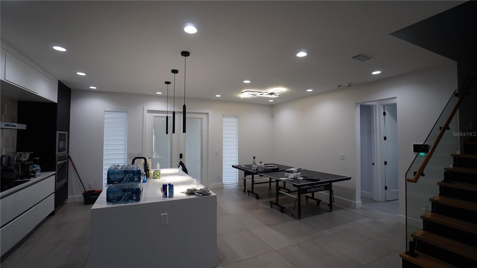 Single Family Residence at 3213 W ABDELLA ST, TAMPA, photo 6 of 39