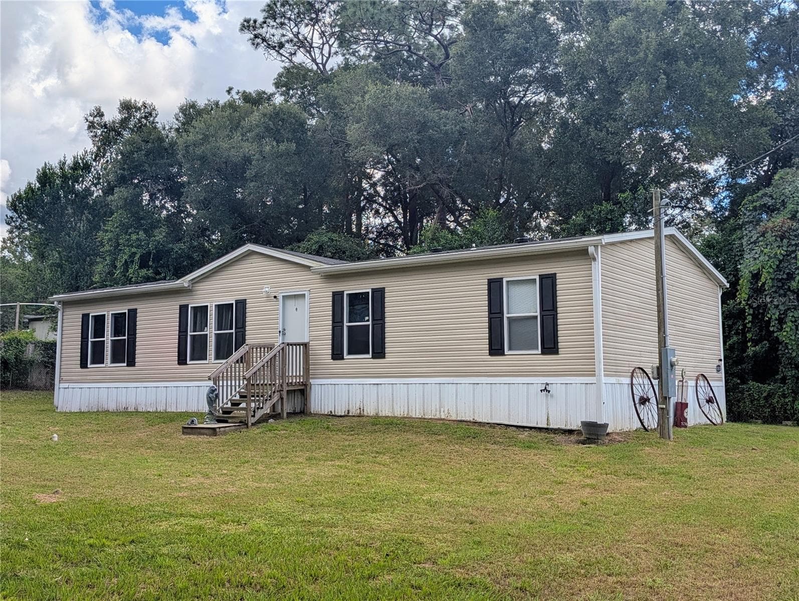 8347 S VINE TER
