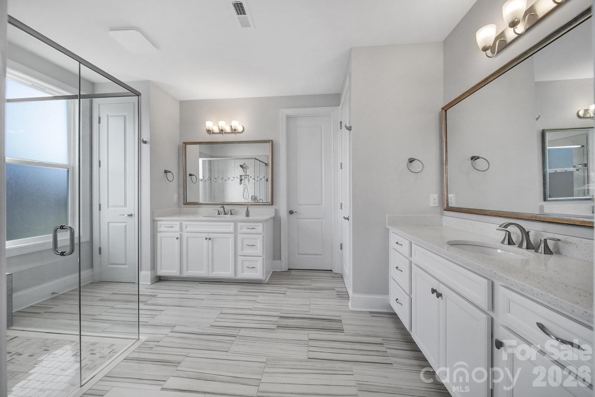 Single Family Residence at 3509 Aqua Point Drive, York, photo 21 of 48