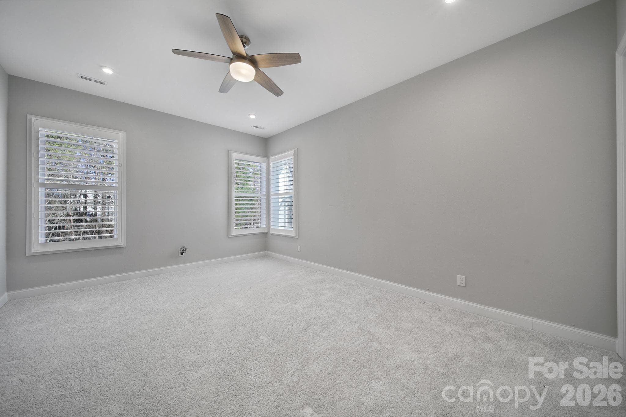 Single Family Residence at 3509 Aqua Point Drive, York, photo 35 of 48