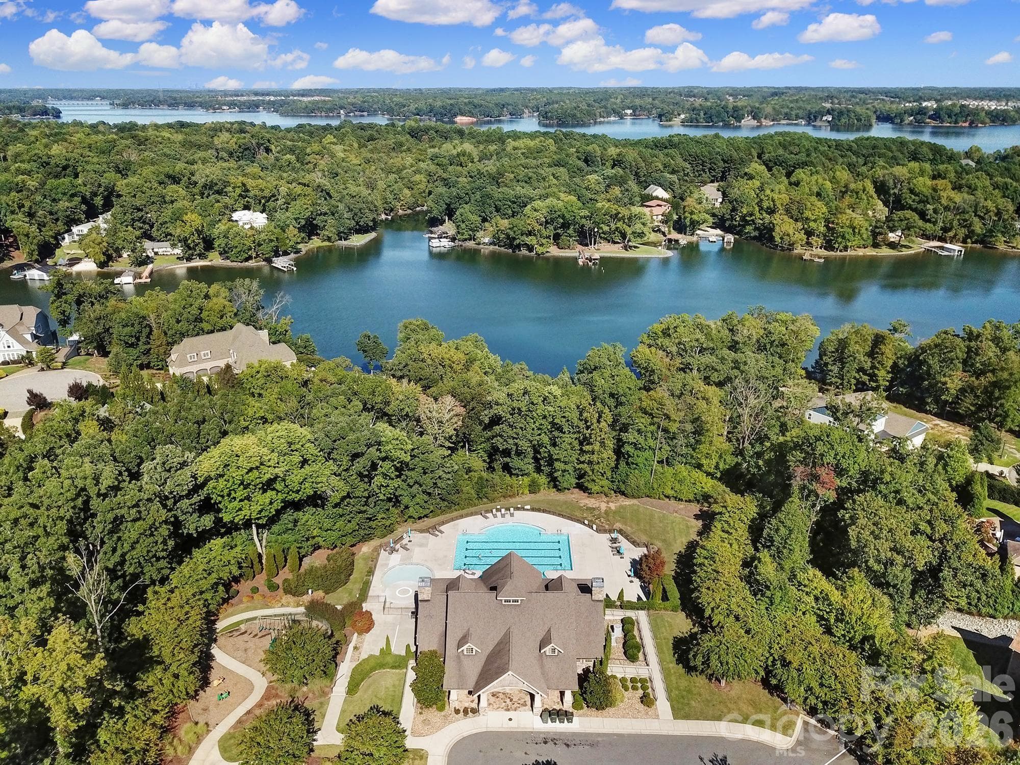 Single Family Residence at 3509 Aqua Point Drive, York, photo 46 of 48