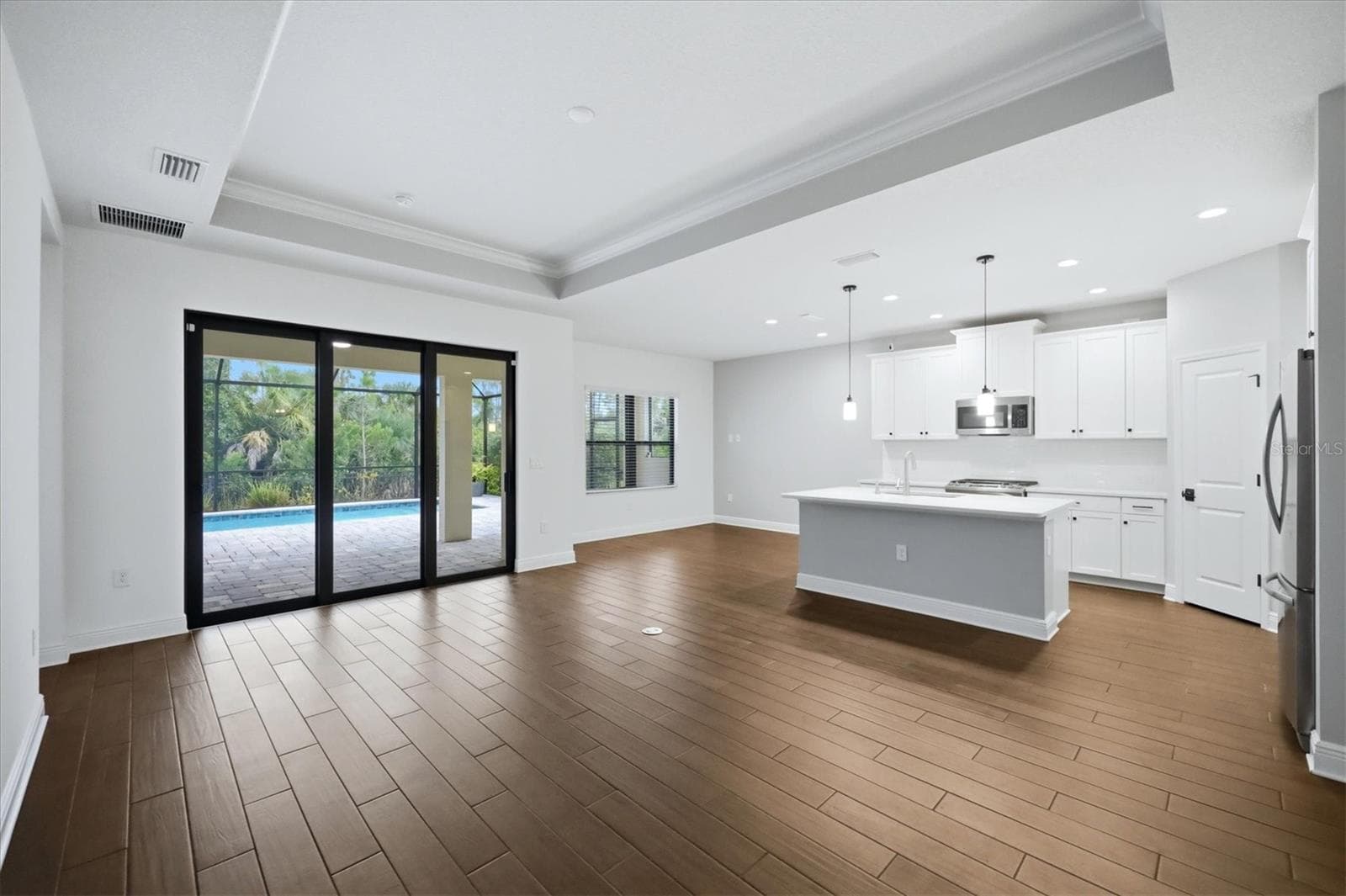 Single Family Residence at 425 ARIANO AVE, NORTH VENICE, photo 17 of 54