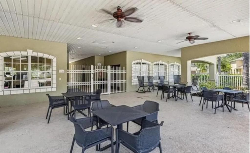 Pool area - 8542 BRUSHLEAF WAY, TAMPA