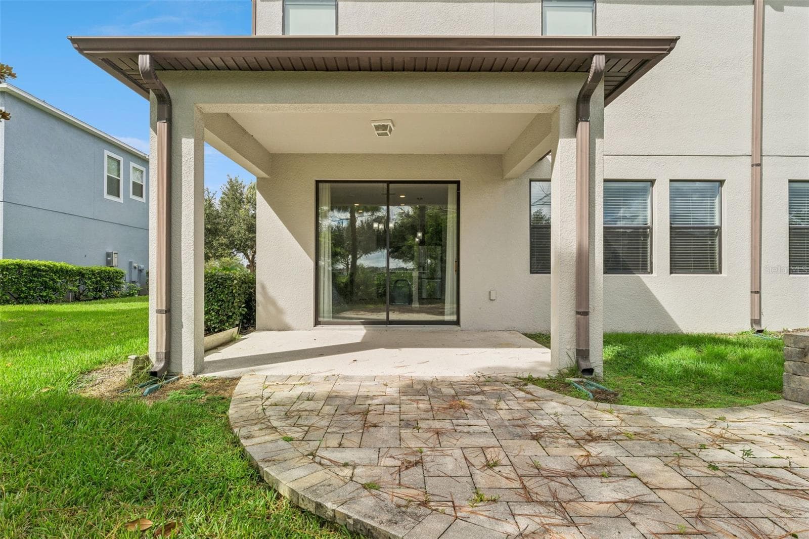 covered lanai - 8001 POND APPLE DR, WINTER GARDEN