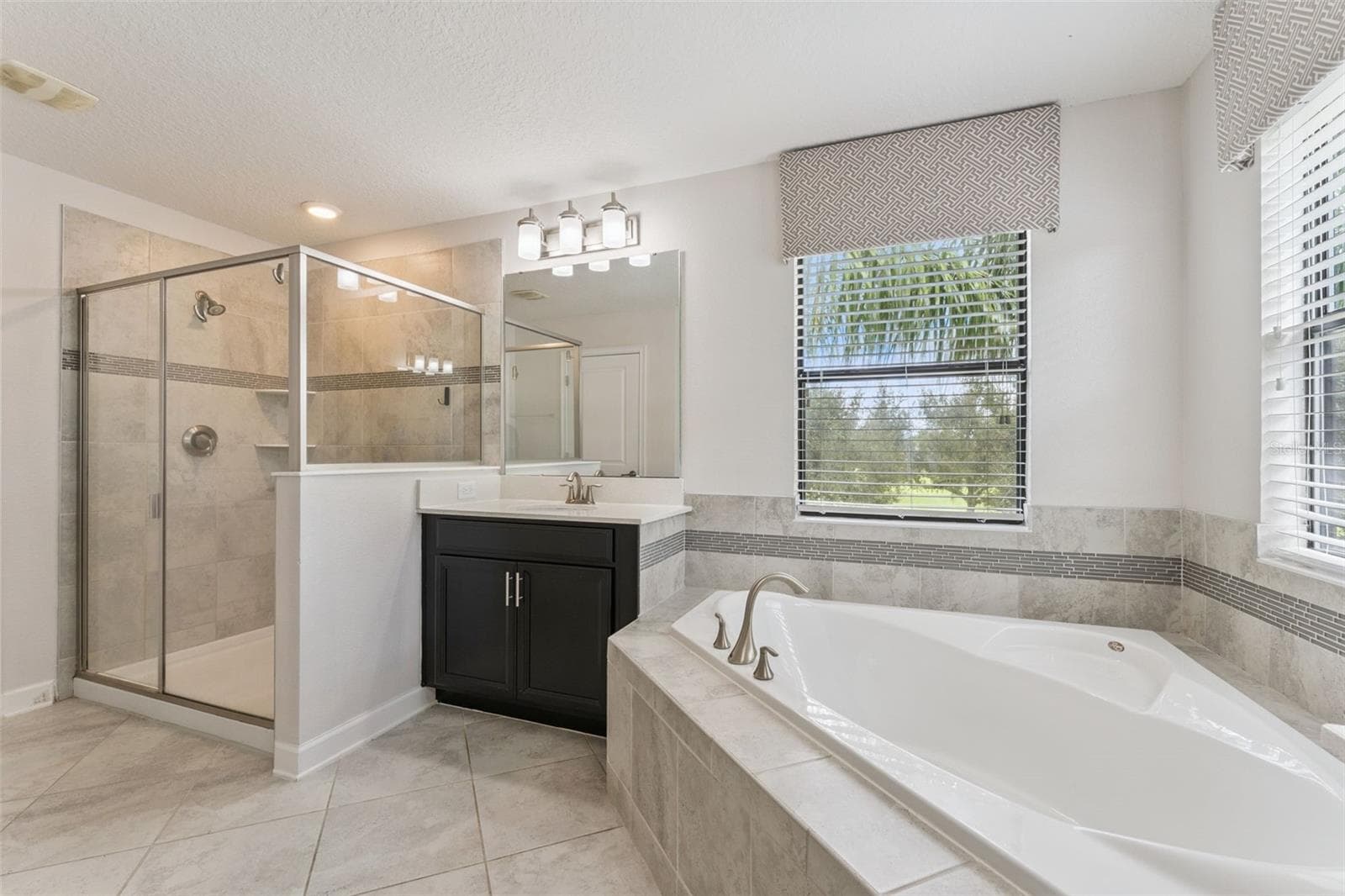 Single Family Residence at 8001 POND APPLE DR, WINTER GARDEN, photo 39 of 74