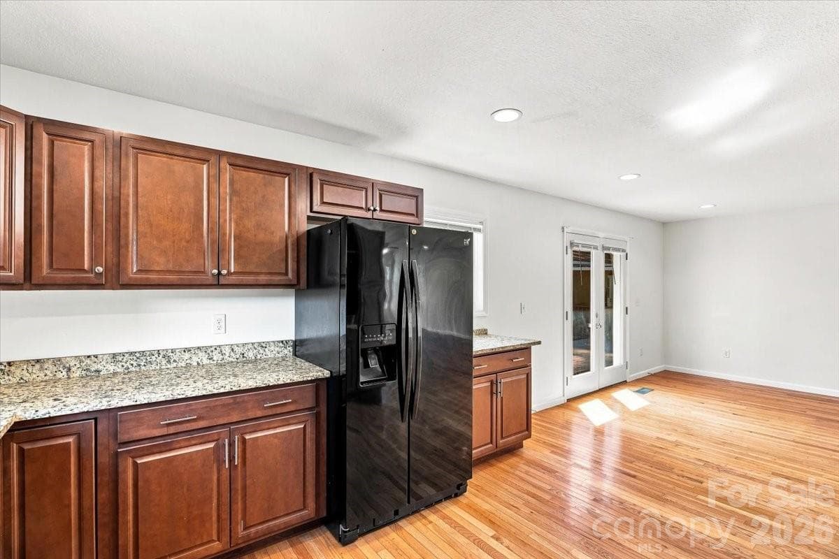 Large kitchen - 2 Elkmont Place, Asheville