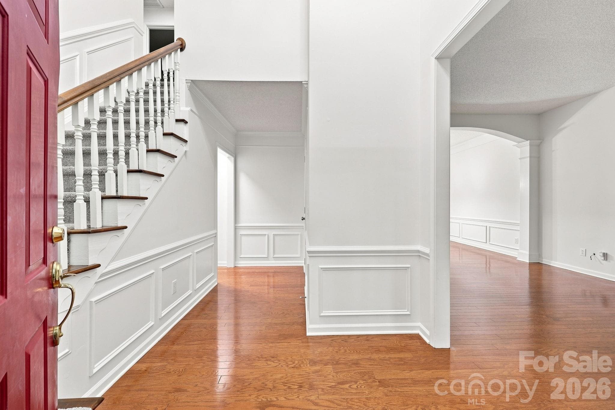 Single Family Residence at 6004 Elm Cove Lane, Charlotte, photo 2 of 48