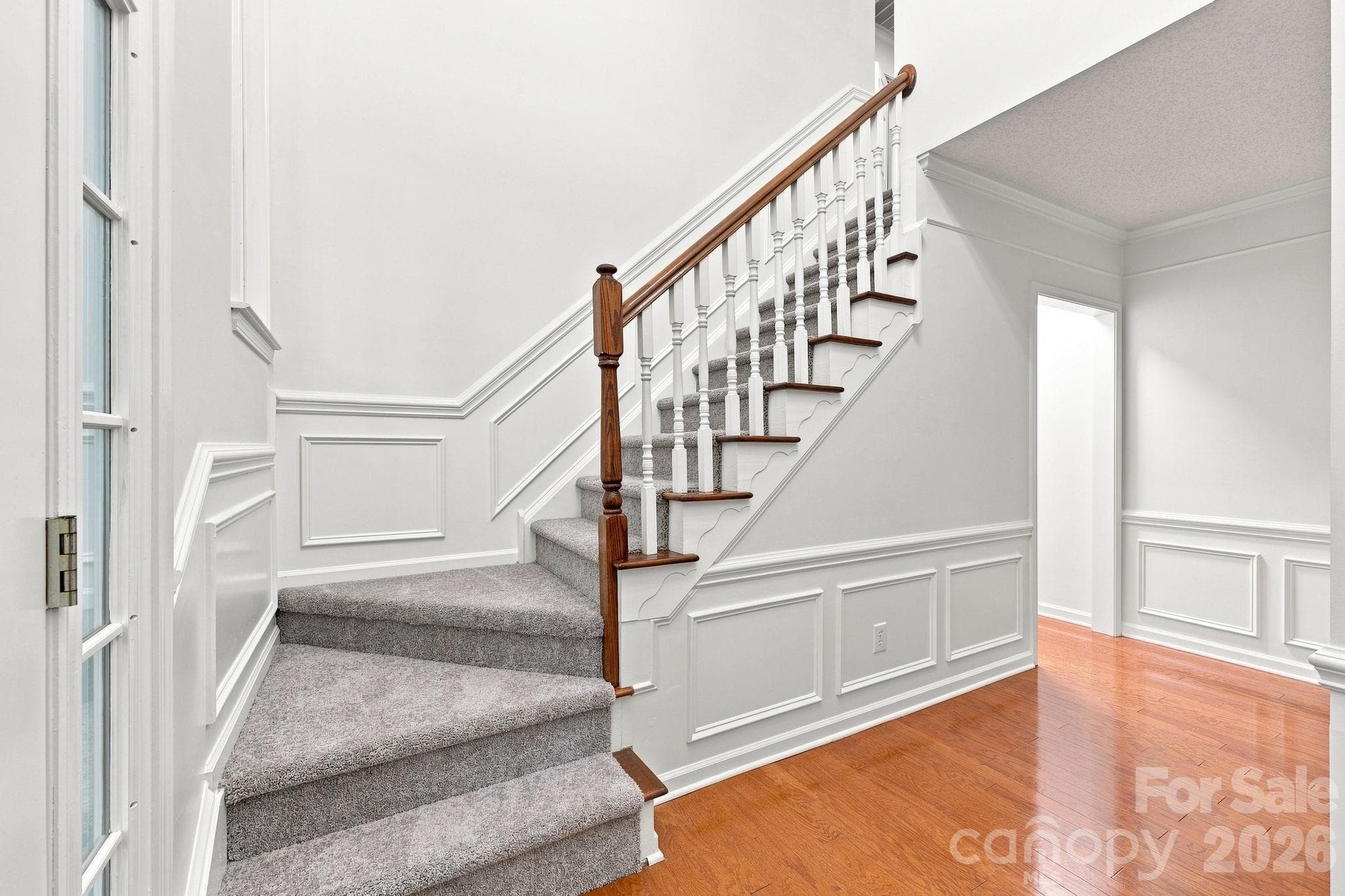 Single Family Residence at 6004 Elm Cove Lane, Charlotte, photo 4 of 48