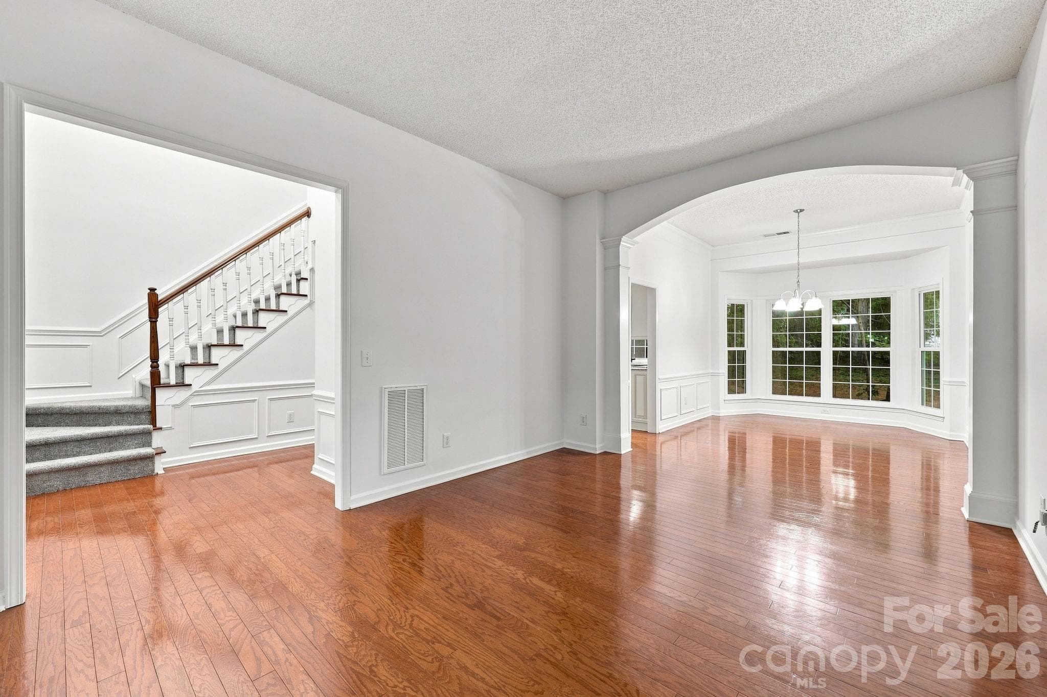 Single Family Residence at 6004 Elm Cove Lane, Charlotte, photo 5 of 48