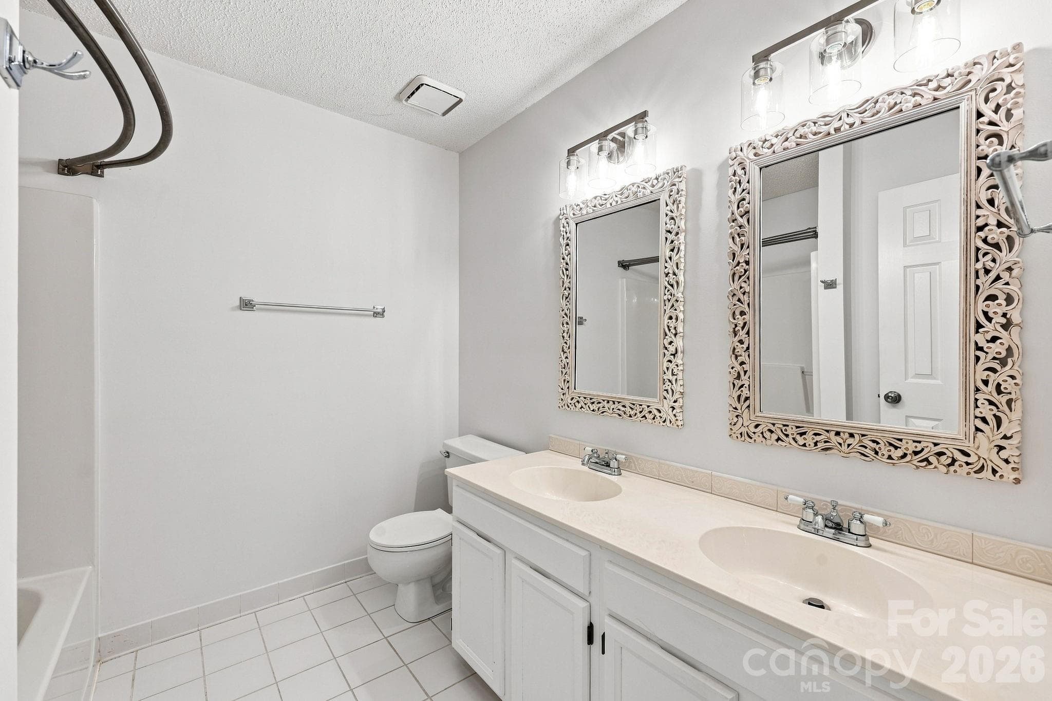 Single Family Residence at 6004 Elm Cove Lane, Charlotte, photo 23 of 48