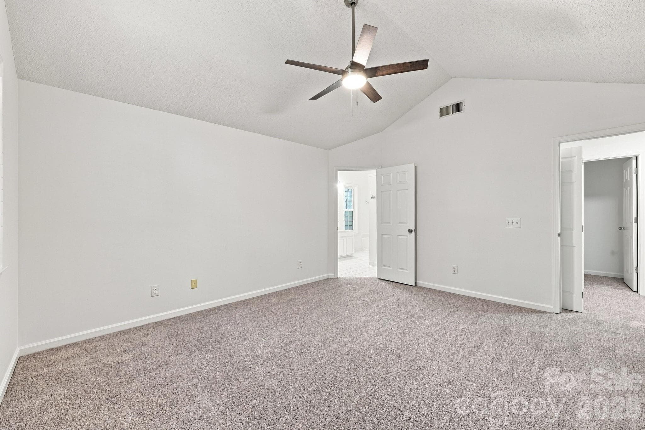 Single Family Residence at 6004 Elm Cove Lane, Charlotte, photo 26 of 48