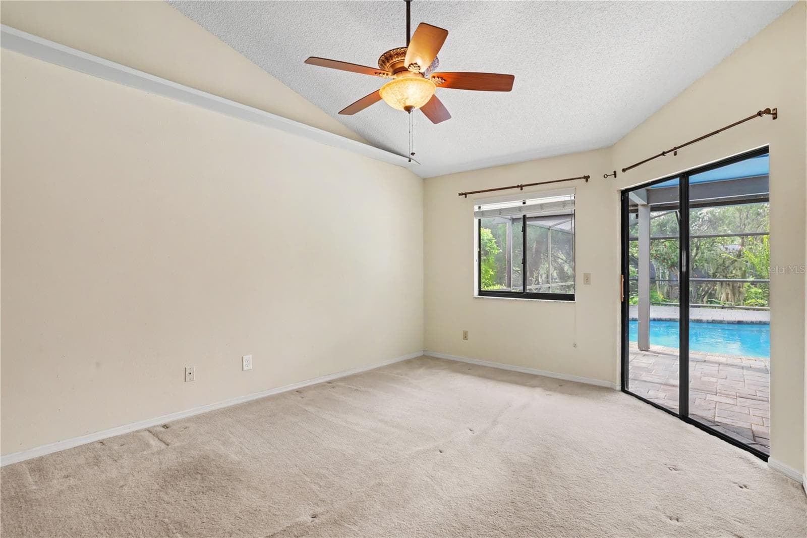 Primary Suite - 1703 PADDOCK DR, PLANT CITY