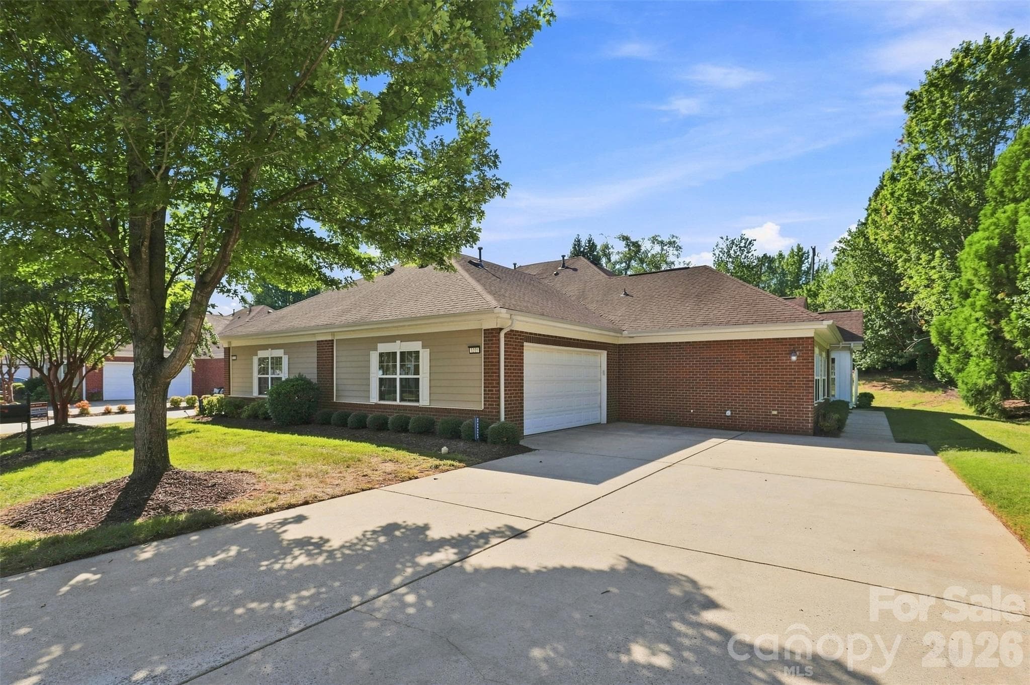 3225 Abbey Walk Lane