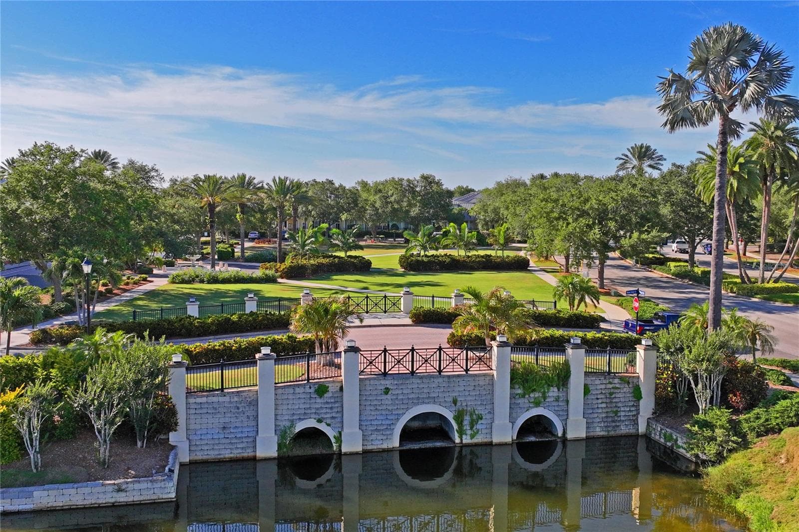 Bridge to Clubhouse - 5714 SEA TROUT PL, APOLLO BEACH