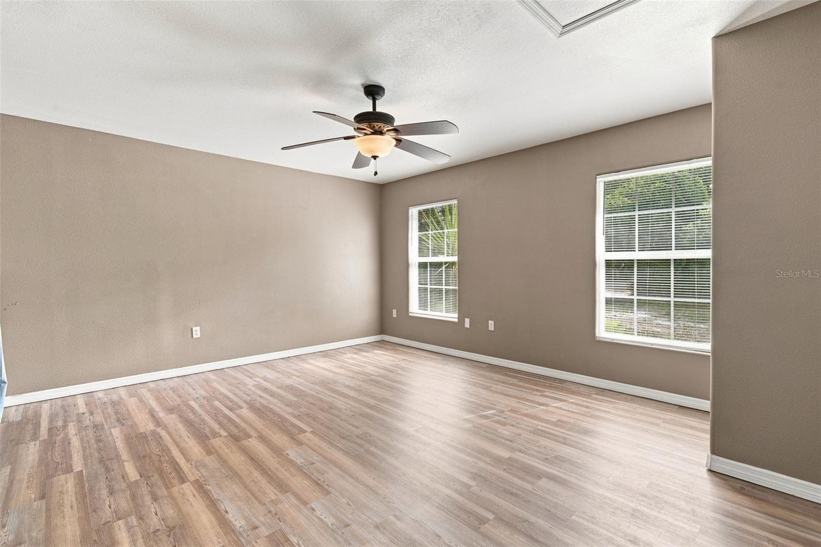 Single Family Residence at 1300 ADELINE ST, ORANGE CITY, photo 24 of 32