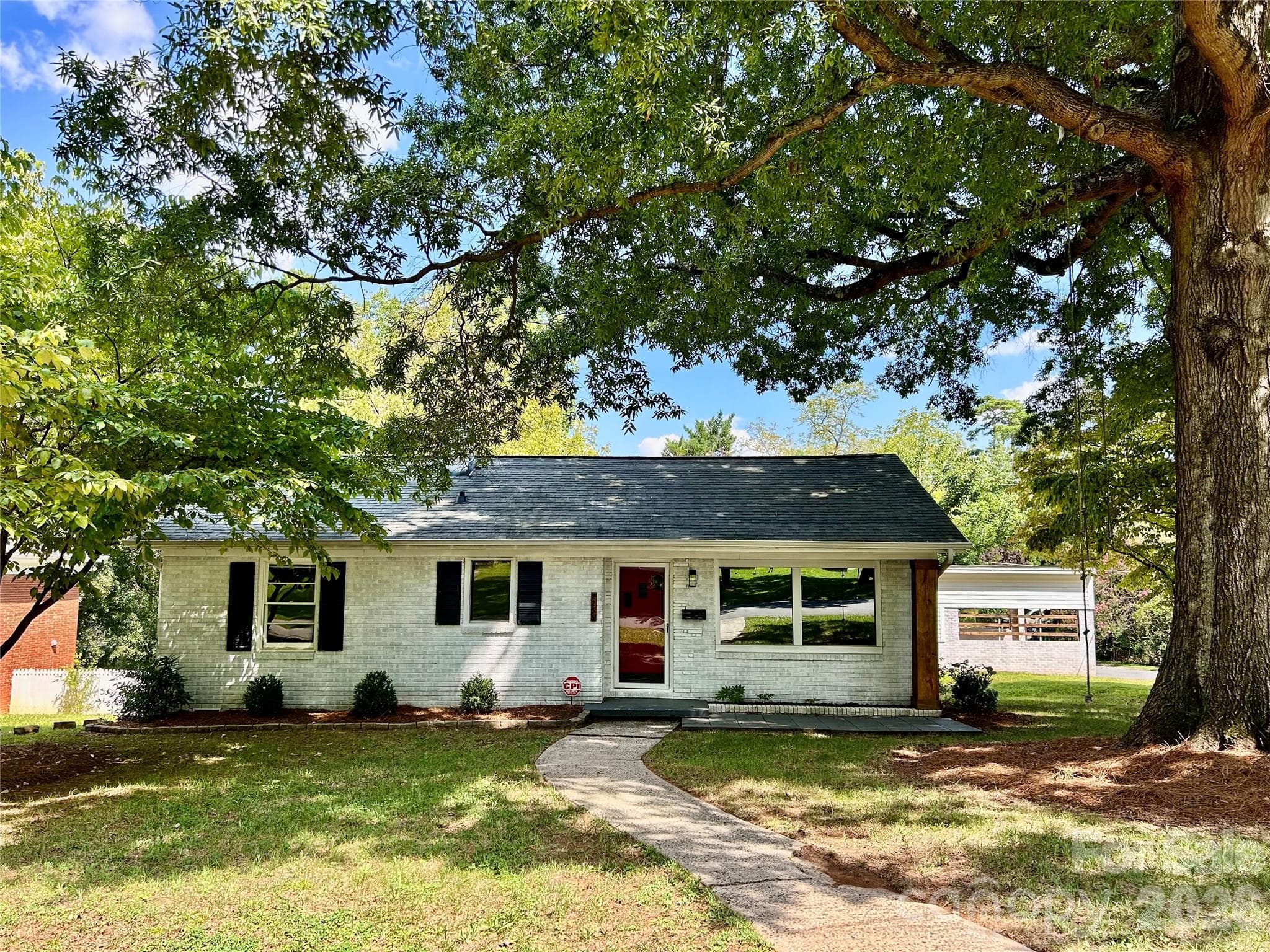 Single Family Residence at 2255 Falmouth Road, Charlotte, photo 3 of 36