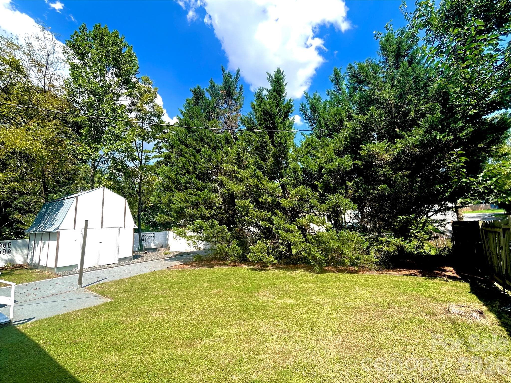 Single Family Residence at 2255 Falmouth Road, Charlotte, photo 7 of 36