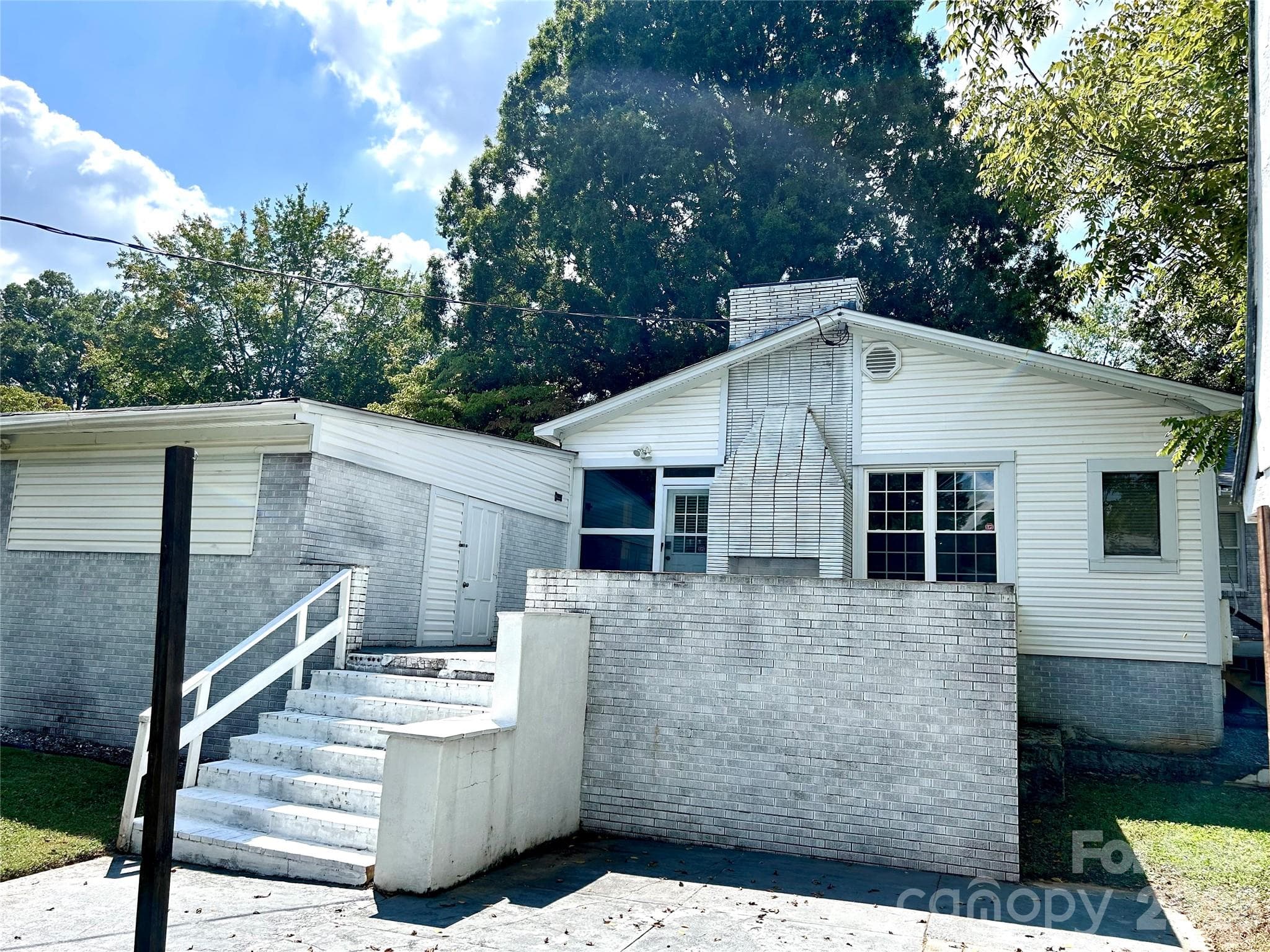 Single Family Residence at 2255 Falmouth Road, Charlotte, photo 29 of 36