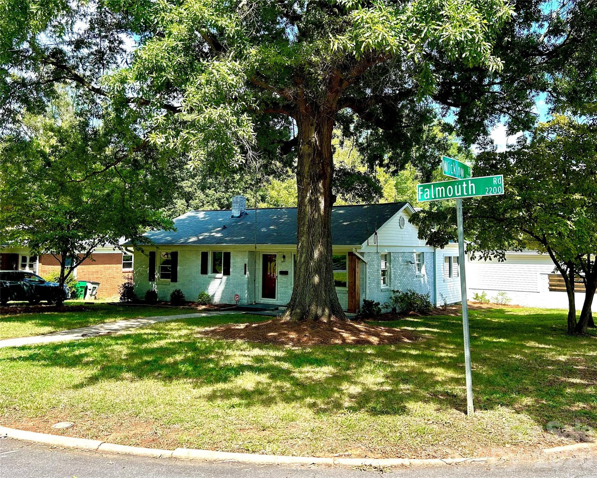 Single Family Residence at 2255 Falmouth Road, Charlotte, photo 33 of 36