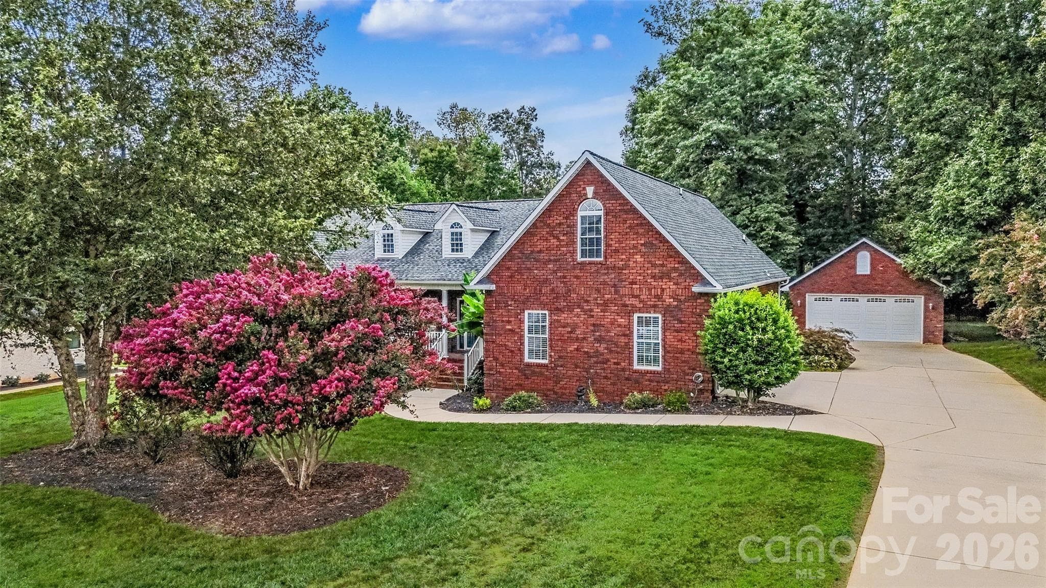 204 Seven Springs Loop