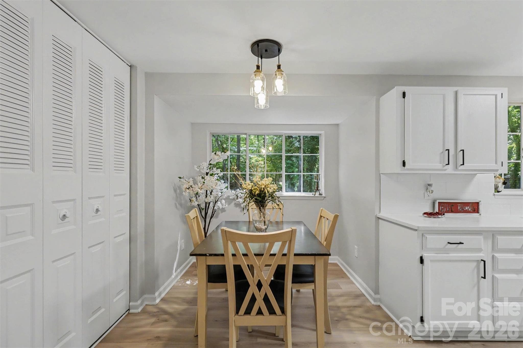 Single Family Residence at 3140 Piney Grove Road, Charlotte, photo 6 of 24
