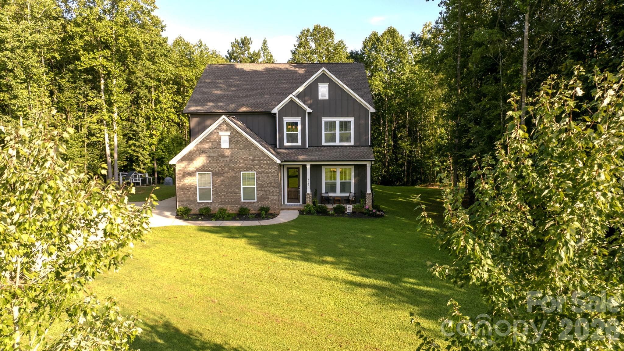 Single Family Residence at 4298 Brandy Creek Court, Clover, photo 5 of 47