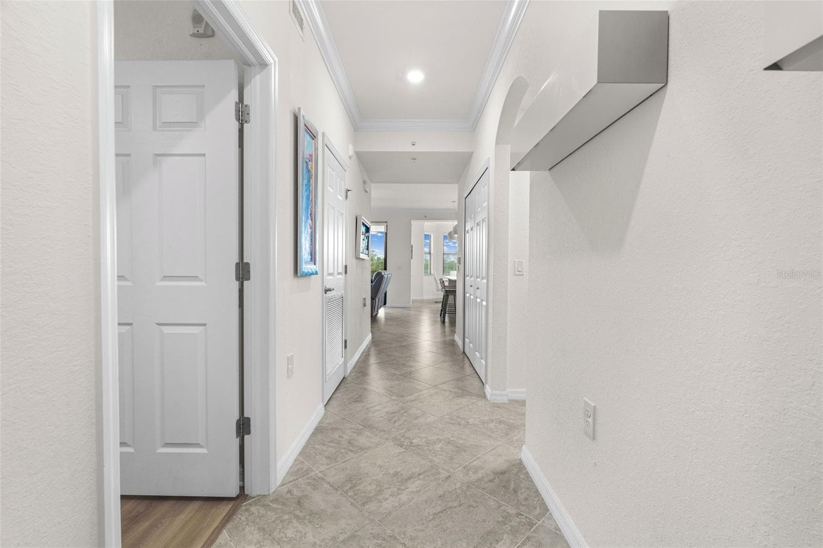 Entry way - 17510 GAWTHROP DR #302, BRADENTON