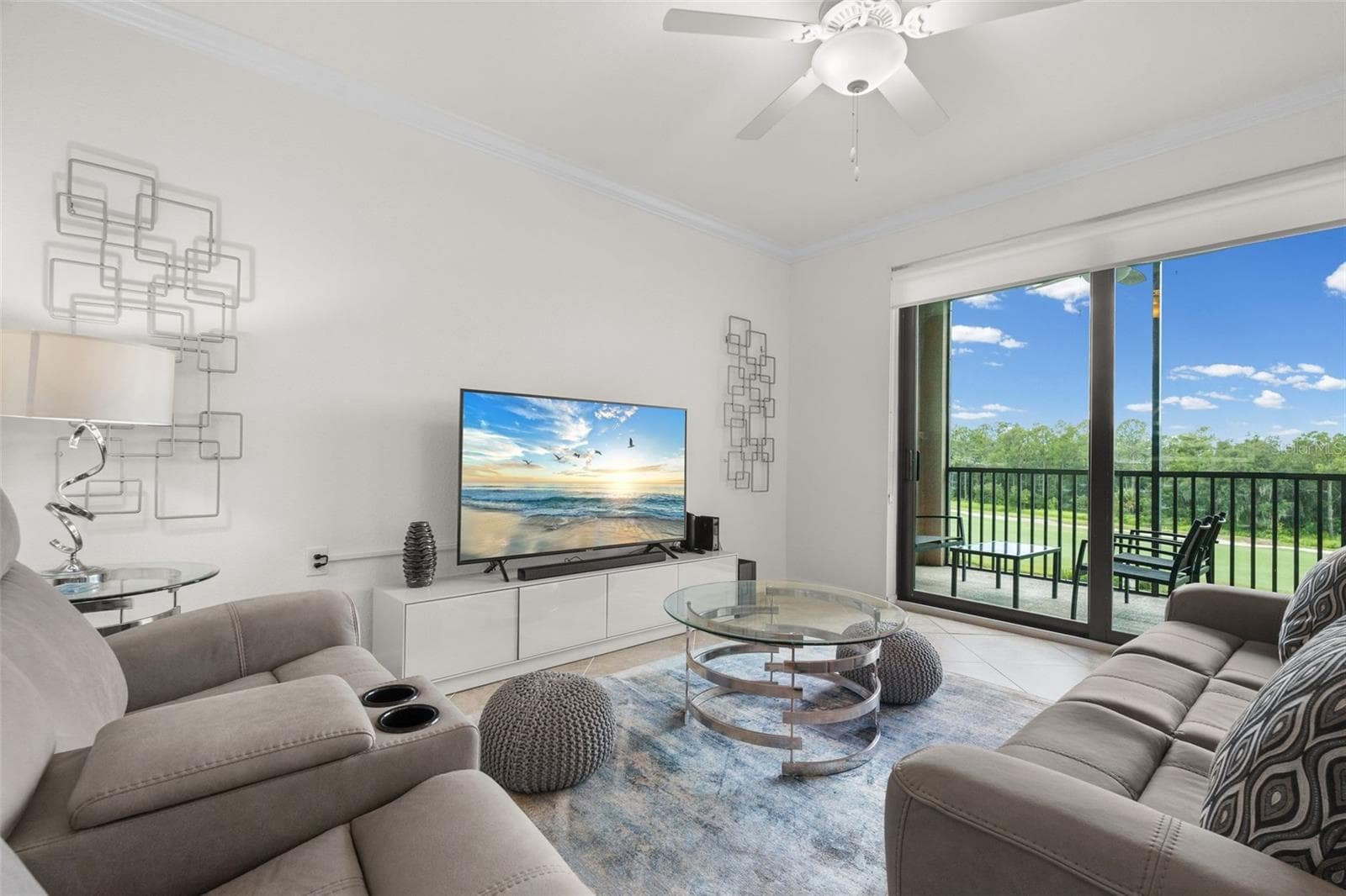 Living Room - 17510 GAWTHROP DR #302, BRADENTON
