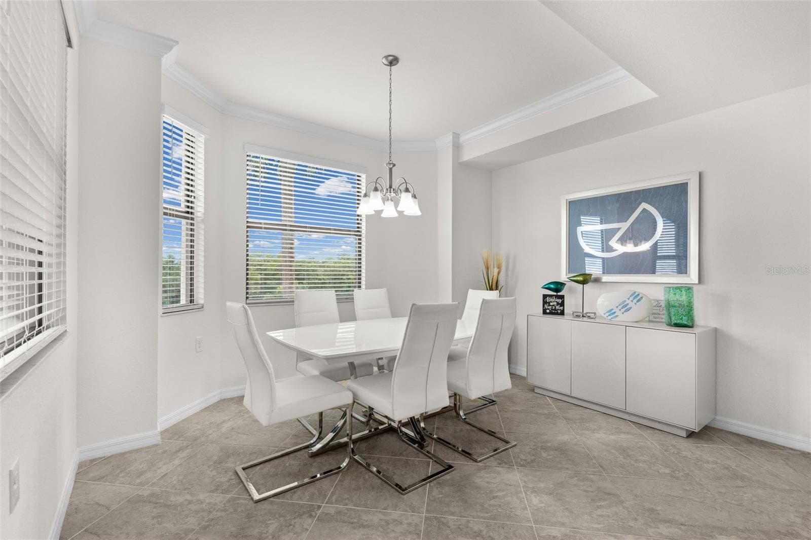 Dining Room - 17510 GAWTHROP DR #302, BRADENTON