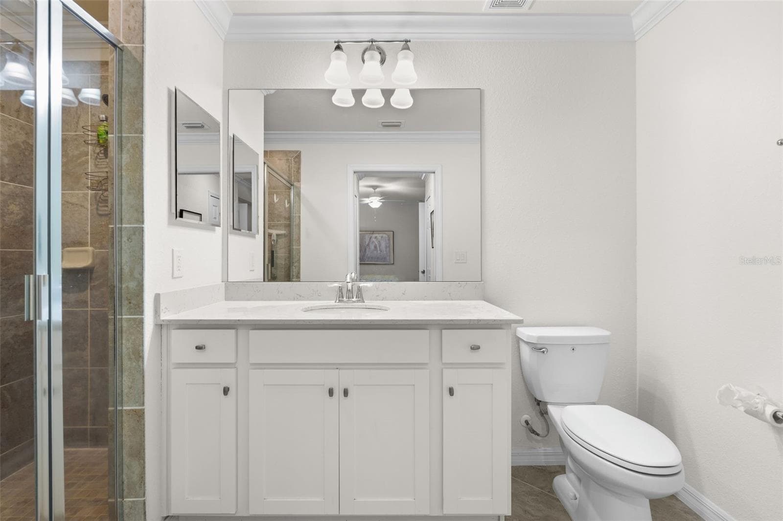 Primary ensuite - 17510 GAWTHROP DR #302, BRADENTON