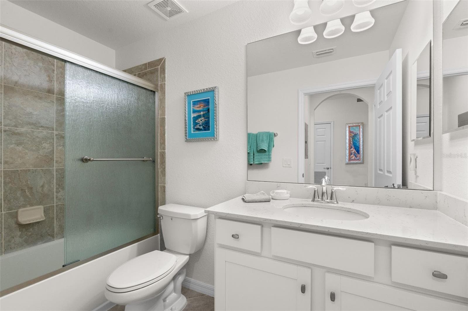 Bathroom - 17510 GAWTHROP DR #302, BRADENTON