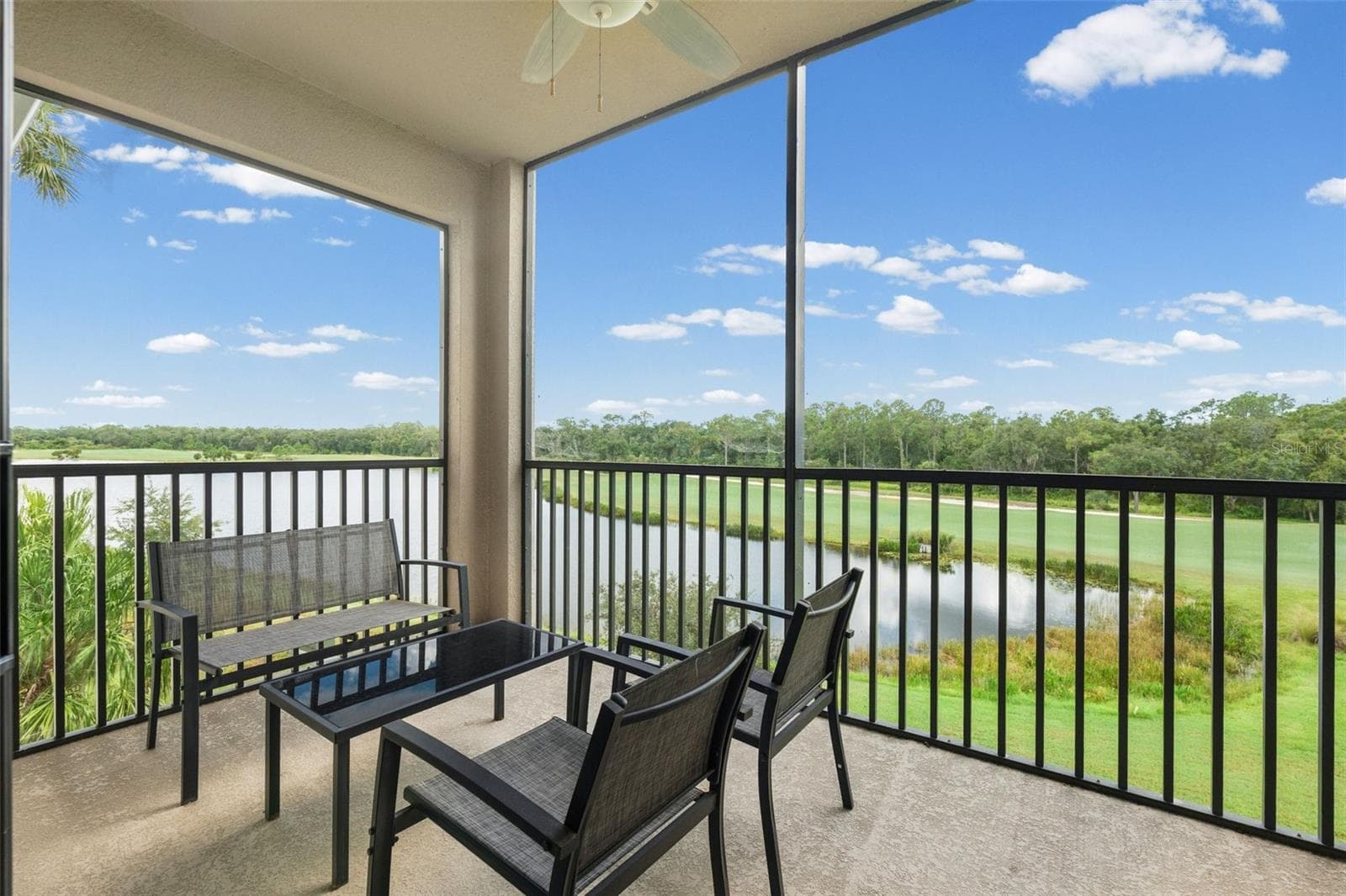 Screened-in lanai - 17510 GAWTHROP DR #302, BRADENTON
