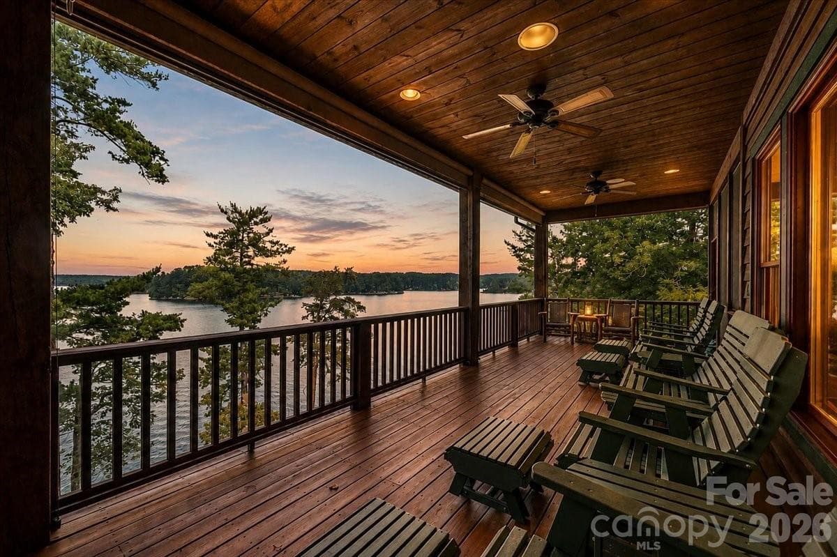 5140 Beech Bluff Drive