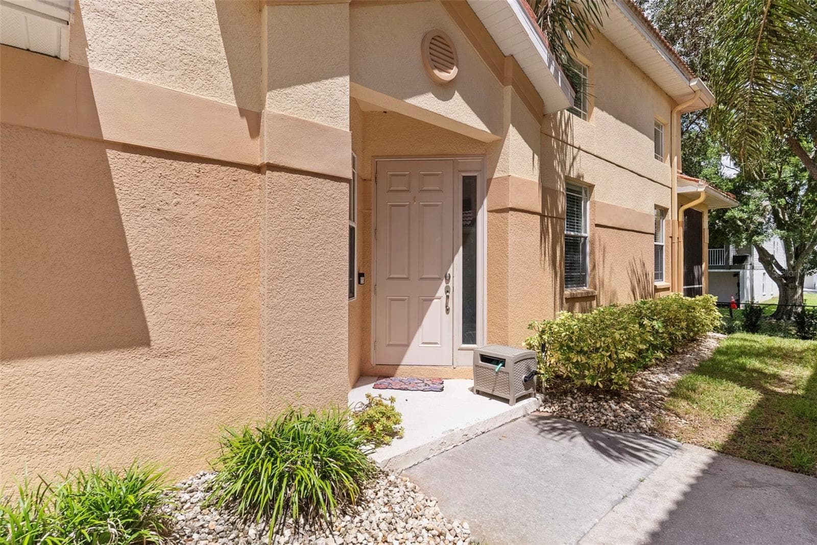 Townhouse at 1437 RIDGE TER, TARPON SPRINGS, photo 4 of 42