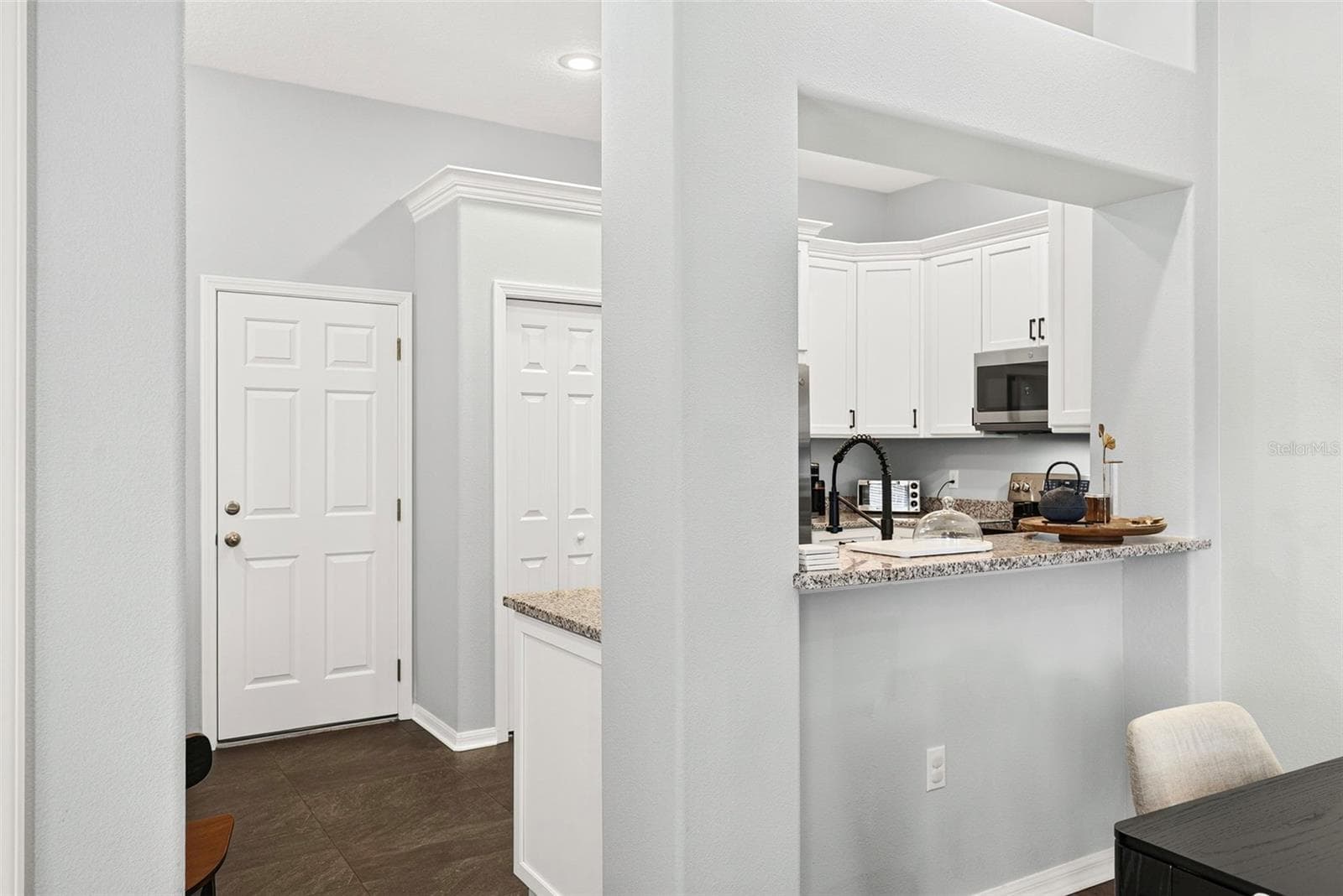 Townhouse at 1437 RIDGE TER, TARPON SPRINGS, photo 11 of 42