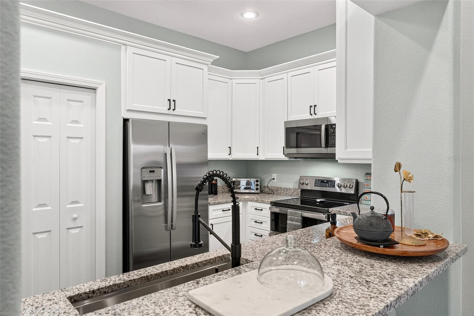 Townhouse at 1437 RIDGE TER, TARPON SPRINGS, photo 14 of 42