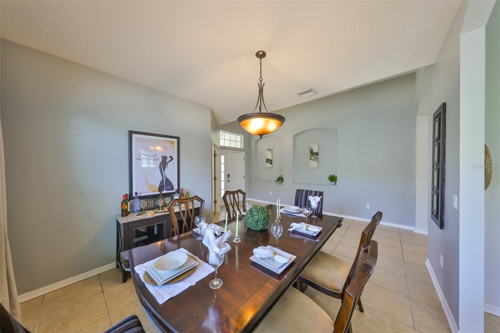 Single Family Residence at 11408 COVENTRY GROVE CIR, LITHIA, photo 10 of 50