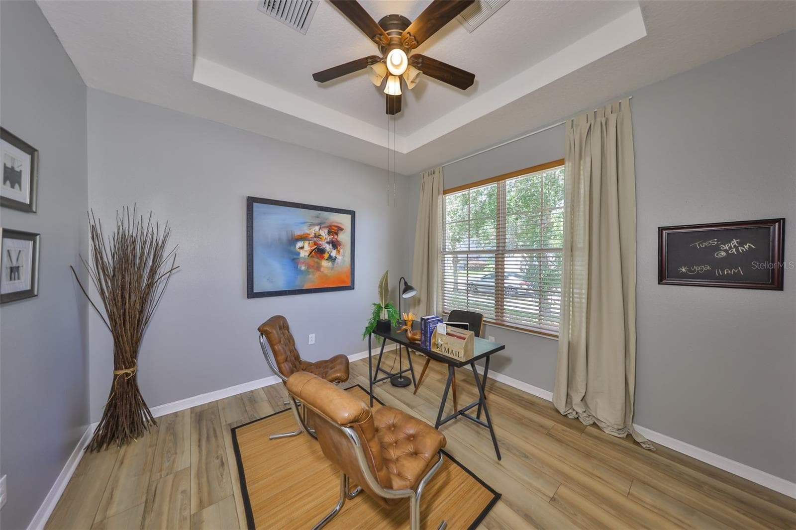 Single Family Residence at 11408 COVENTRY GROVE CIR, LITHIA, photo 12 of 50