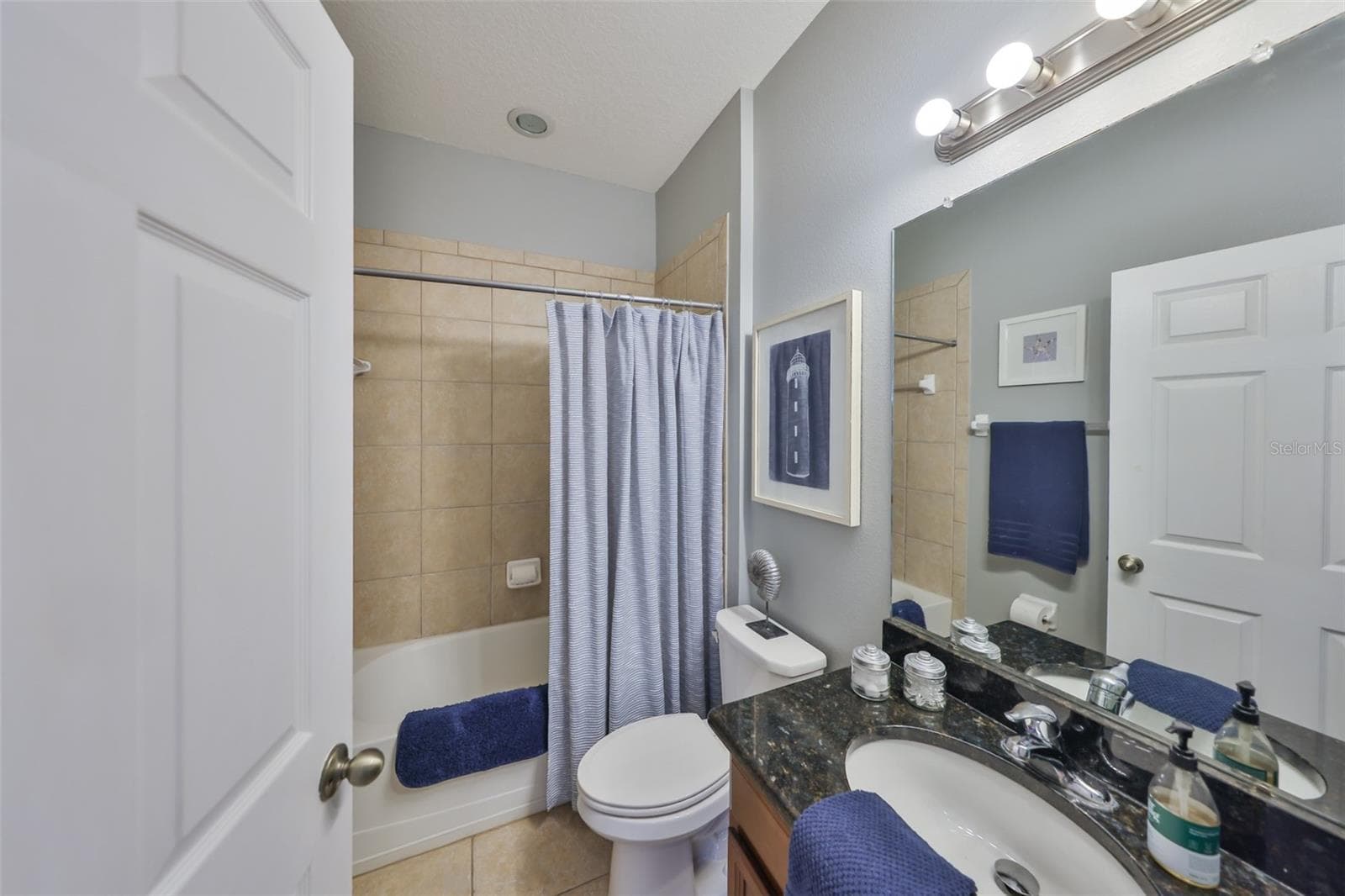 Single Family Residence at 11408 COVENTRY GROVE CIR, LITHIA, photo 15 of 50